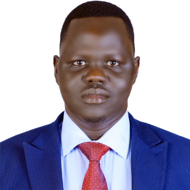 Albino Manut Reech - Founder